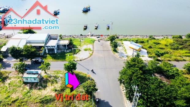 Đất 2 mặt tiền đường Nguyễn Hữu An.Vị trí ngay ngã tư đẹp nhất khu sea thuận Phước Đà Nẵng