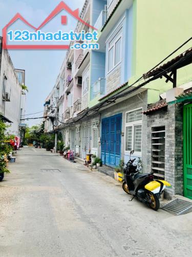 Nhà trệt, gác hẻm xe hơi 6m 1806 huỳnh Tấn Phát Thị Trấn Nhà Bè, 5x17, 4.9 tỷ - 1