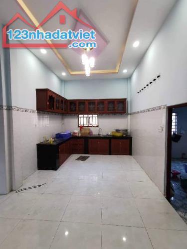 Mặt tiền đường Lê văn khương Đông Thạnh Hóc môn 256m2 Giá 15 Tỷ - 3