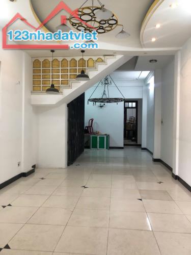 Bán nhà 4 tầng Mt đường Lê Thanh Nghị ,Hòa Cường Bắc - Hải Châu giá 12ty5 LH 0942992361