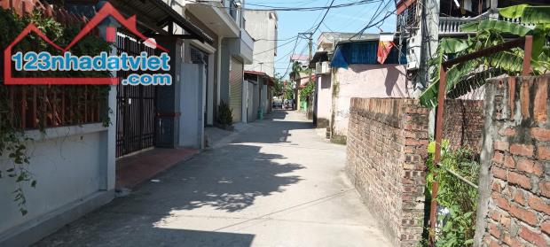 Bán đất thôn Đoài, Phú Minh, Sóc Sơn, Hà Nội. DT 100m2, giá 2x triệu