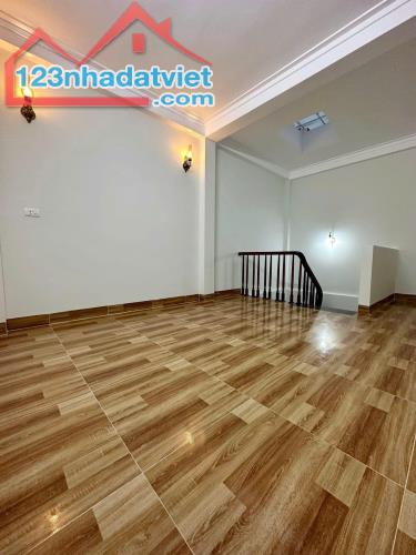 Bán gấp nhà Phú Lãm - Hà Đông. Diện tích 30,1m2 x 5 tầng rộng rãi
lhe: 0396268046 - 4