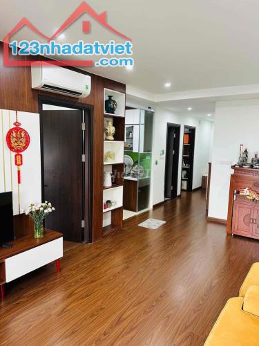 Cho thuê CC 90 Nguyễn Tuân - DT 71m2, gồm 2PN 2wc nhà đẹp giá hợp lý