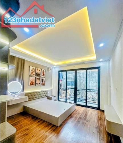 SIÊU_ĐẸP - SIÊU_HOT - HỒ TÙNG MẬU - DT45M2 - PHÂN LÔ - Ô TÔ - TM NHẬP KHẨU, 12,6TỶ. - 2