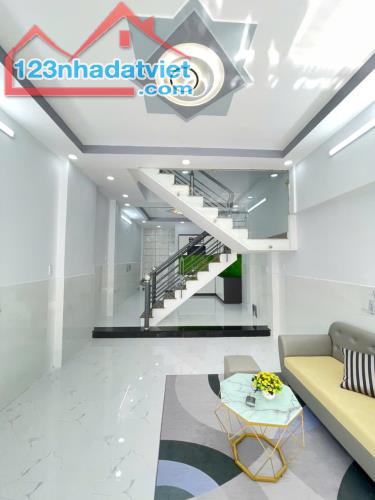 🏡🏡🏡BÁN NHÀ HẺM ÔTÔ ĐƯỜNG SỐ, 2 TẦNG,  BÌNH TÂN, GIÁ CHỈ NHỈNH 4 TỶ, SỔ HỒNG HOÀN CÔNG Đ - 1