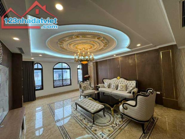 Siêu Phẩm Mặt Phố Nguyễn Lam, KD đỉnh,Hàng Xóm Vinhome,65M,MT 4M,ô tô tránh,nhỉnh 16 tỷ