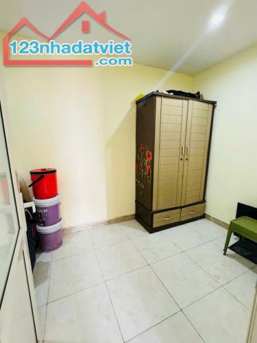 BÁN NHÀ ÂU CƠ - TÂY HỒ - DT : 32m*3 TẦNG, GIÁ 2,375 TỶ. - 4