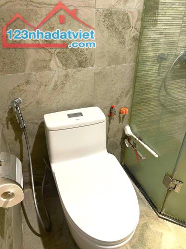 CHCC TẦNG 3 FULL NỘI THẤT VINHOMES SYMPHONY LONG BIÊN 60,5M2 2PN 2WC LOGIA CHỈ 8,35 TỶ TL. - 2