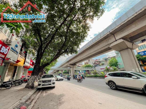 Bán Nhà Mặt Phố Nguyễn Trãi, 5 Tầng Đối Diện Royall City Giá 16.9 tỷ - 1