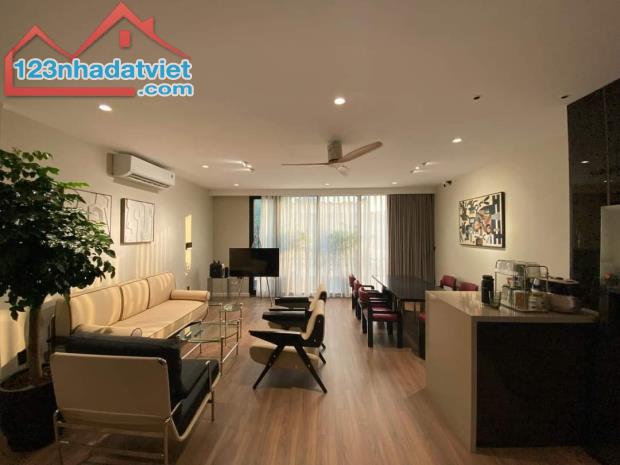 Siêu Phẩm Phố Bát Khối 6T Thang Máy, Gara Ôtô, Nhà Mới Full nội thất, 40m, MT 4m,Nhỉnh 8Tỷ