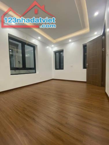 Bán gấp nhà Tô Hiệu, Hồ Nam, Lê Chân, HP. 3,35 tỷ, 50m2, 3 tầng. - 3