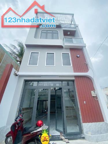 BÁN NHÀ HẺM XE HƠI VÕ VĂN HÁT, 66.3M2 (5.45M X 12.62M), 4 TẦNG, LONG TRƯỜNG, QUẬN 9