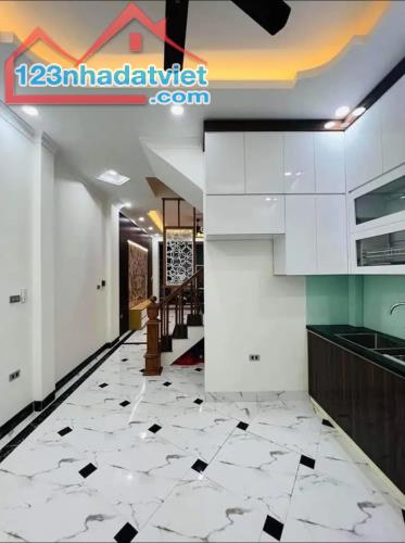 Bán nhà Tây Mỗ, Nam Từ Liêm 40M 4 Tầng,5p ngủ, nội thất đẹp giá 4.6 tỷ - 1