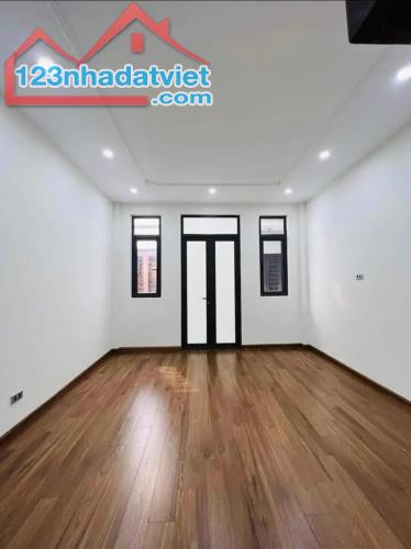 Bán nhà Tây Mỗ, Nam Từ Liêm 40M 4 Tầng,5p ngủ, nội thất đẹp giá 4.6 tỷ - 2