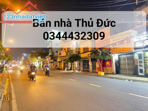 Bán nhà Thủ Đức, Mặt tiền Kha Vạn Cân, Ngay Chợ Thủ Đức, 136 m2, Ngang 7.5m - 2