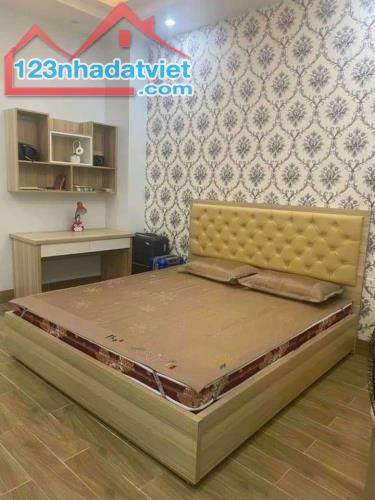 BÁN NHÀ KHU ĐÔ THỊ BÃI VIÊN 3 TẦNG 64M2 ( HƯỚNG NAM ) GIÁ 4 TỶ - 4