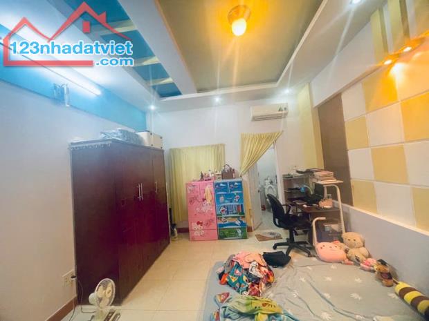Bán nhà gần chợ Hạnh Thông Tây Gò Vấp-HCM-78m2-3 tầng-hẻm xe hơi - 4
