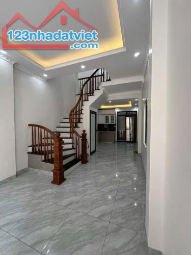 Bán Nhà Mới Đẹp, Phố Hà Trì, Hà Cầu, Hà Đông -37m2 *5 Tầng*Nội Thất Cao Cấp ,Giá 6.45 tỷ. - 2