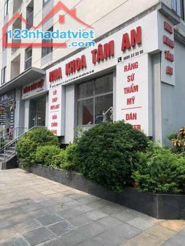 Bán nhà CC CT2 Tây Nam Linh Đàm, HN, DT 93 m2, giá bán 4.7 tỷ 🔥Mô tả: ☀️ Nhà tầng thấp, N