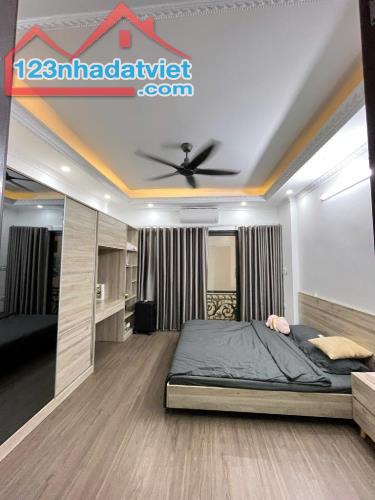 Mỹ Đình Dt 36m²× 5. MT 5mNgõ thông. Mặt tiền khủng .Giá 6.x tỷ. Nam Từ Liêm. Lh 0876196866