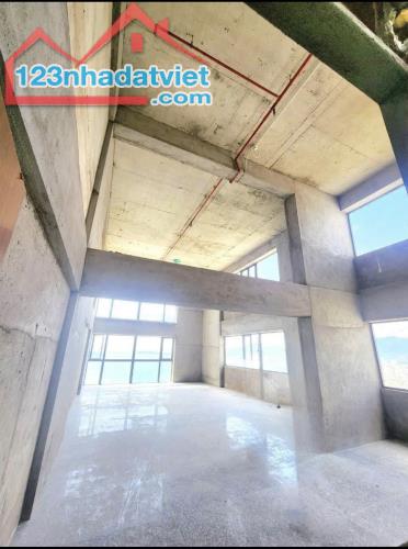 Mở bán căn hộ Penthouse Duplex View Trực Biển duy nhất tại TP Nha Trang - 3