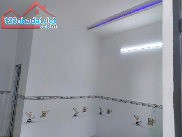 Bán nhà Nguyễn Sỹ Sách, Phường 15, Tân Bình, 50m2, 2 tầng,  Chỉ 4.03 Tỷ TL giá cũ 4.7 tỷ - 3