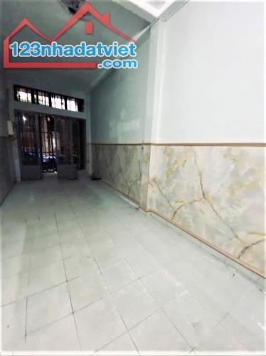NHÀ QUẬN 1 SÁT MẶT TIỀN CÔNG VIÊN 23 THÁNG 9, HẺM XE HƠI THÔNG, 31Mx4 4PN KHÉP KÍN, 5 TỶ X