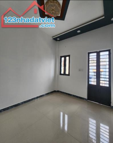 Nhà đường xe hơi quay đầu, 2174 Huỳnh Tấn Phát, Thị Trấn Nhà Bè, 39m2, 3 tầng, sổ riêng, - 1