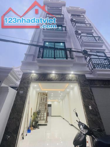 Bán Nhà Di Trạch 54,8m2*4Tầng, Ngõ thoág 2,5m Ôtô sucóc đến cửa giá đầu tư chỉ 4,7tỷ TL mạ