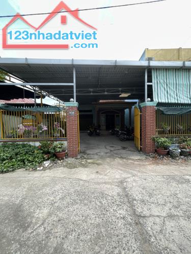 Nhà  Xuân Thới Thượng -420m²- 8 tỷ