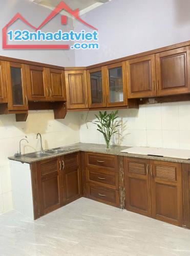 Cho thuê nhà MẶT TIỀN KINH DOANH 52m2, Đường Nguyễn Phúc Chu, P.15, Quận Tân Bình. - 3