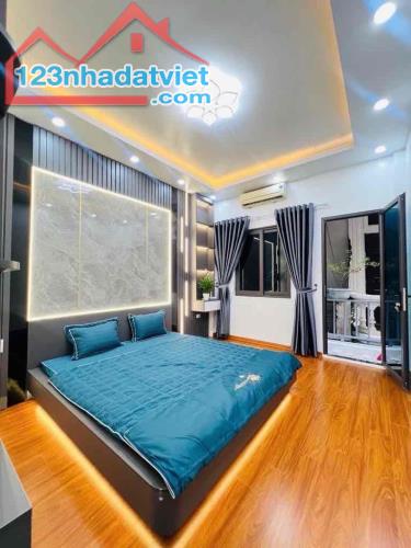 BÁN NHÀ TRƯƠNG ĐINH- HAI BÀ TRƯNG DT 42M ,3 TẦNG GIÁ 5.3TỶ 100M RA PHỐ - 2