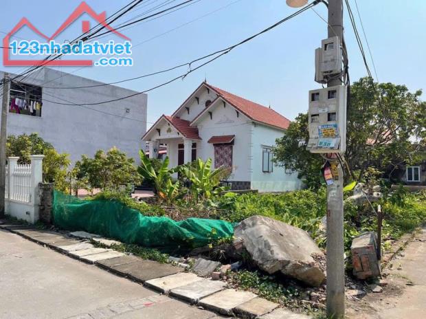 Bán Lô đất tại Cẩm Hoàn, Thanh Sơn, Kiến Thụy, Hải Phòng. Diện tích : 89m2 - Ngang 5,4m - 3