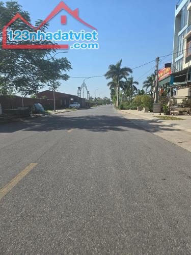 BÁN 123M2 ĐẤT Ở ĐÔ THỊ PHƯỜNG XUÂN LÂM, THUẬN THÀNH, GIÁ 4.3 TỶ - 1