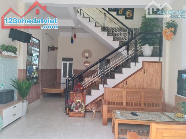 💥 Hải Châu - Kiệt Oto gần Bệnh Viện Đa Khoa, 40m2x2 tầng, chỉ 2 tỷx