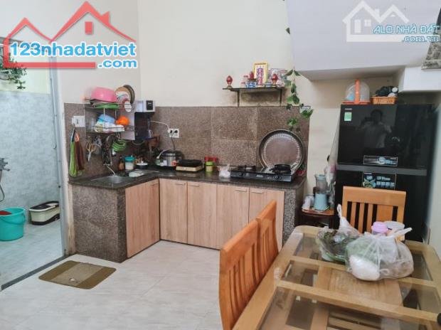 💥 Hải Châu - Kiệt Oto gần Bệnh Viện Đa Khoa, 40m2x2 tầng, chỉ 2 tỷx - 1