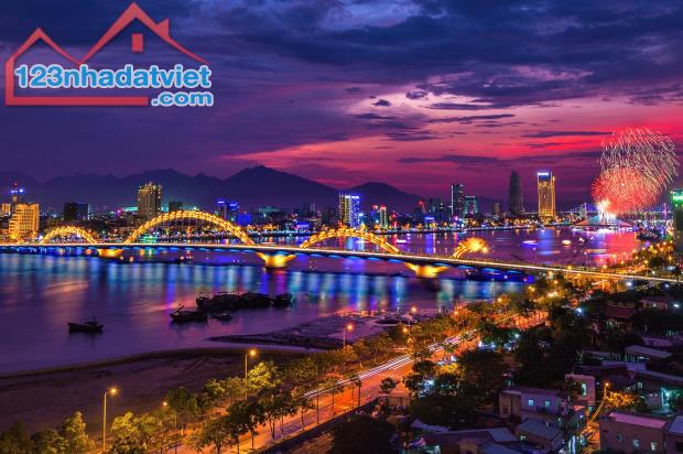 *Bán Lô đất view Sông Hàn, mặt tiền Chương Dương, dt 100m2 (5x20), giá 15 Tỷ TL