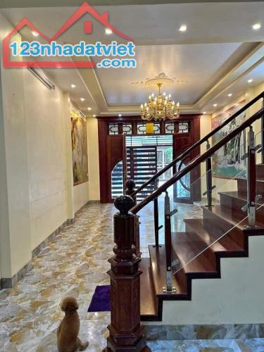 Nhà ĐẸP kđt Văn Khê 50m2, 5 TẦNG, nhỉnh 13 tỷ. GARA - Ở NGAY - VỈA HÈ - Ô TÔ TRÁNH - KINH - 1