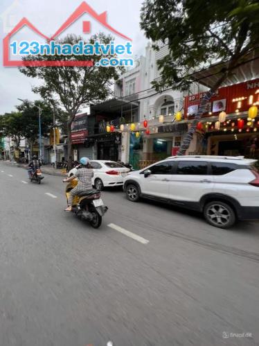 Bán nhà hẻm 331 Phan Huy Ích,107m2, ngang 6m, 3 tầng,KD nhộn nhịp, 11 tỷ - 1