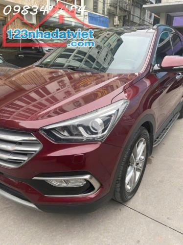 Chính Chủ Cần Bán Xe Santafe 2018 - Giá Cực Rẻ - Liên hệ ngay : 0983411484. - 2