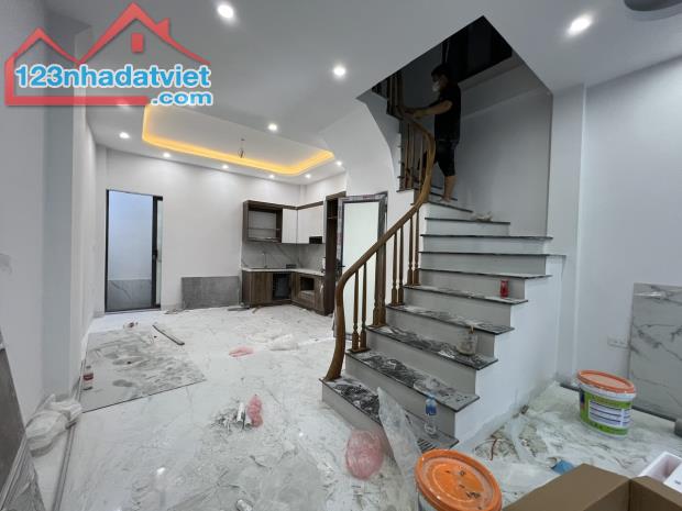 BÁN NHÀ 49M2 4 TẦNG - LẠC THỊ - NGỌC HỒI - THANH TRÌ - HƯỚNG ĐẸP - 4