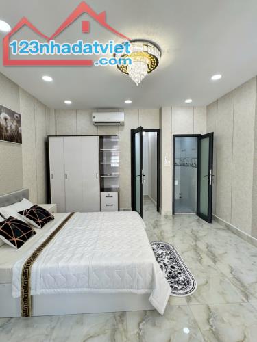 NHÀ SÁT MẶT TIỀN TRƯỜNG SA PHÚ NHUẬN 32M2, NGANG 4.1M, NHÀ MỚI VÀO Ở NGAY, NHỈNH 6 TỶ - 3