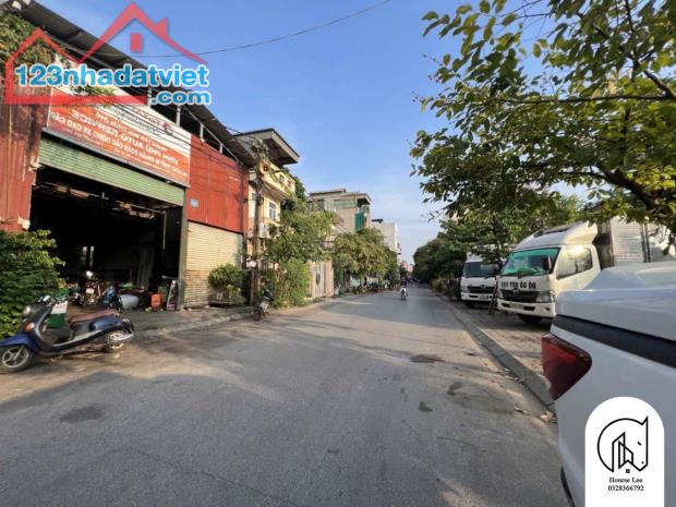 Thanh Am Long Biên nhà 96m 2 mặt đường vỉa hè kinh doanh oto tránh view hồ công viên 14 tỷ - 2