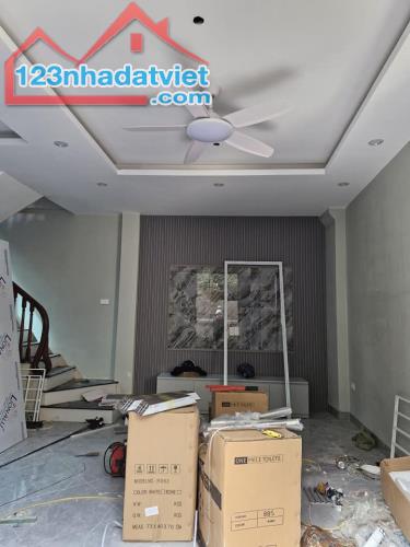 Quá rẻ! Bán nhà Biên giang 4t*30m2, Ngõ nông, cạnh Hồ An Thắng, 5p ra bx Yên Nghĩa - 7