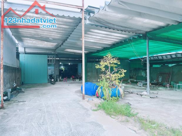 Nhà Xưởng 800m2, 15m x 54m Mặt Tiền đường Conterne Bình Chánh giá 13.5 tỷ - 2