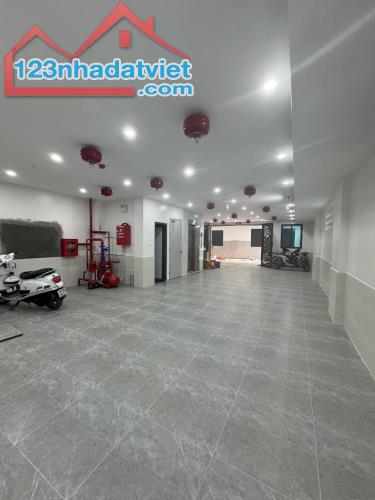 Bán Tòa CCMN Hồ Tùng Mậu,Cầu Giấy,DT 100m2x29 Phòng Ô Tô vào Nhà Dòng Tiền 175 Triệu/Tháng - 2