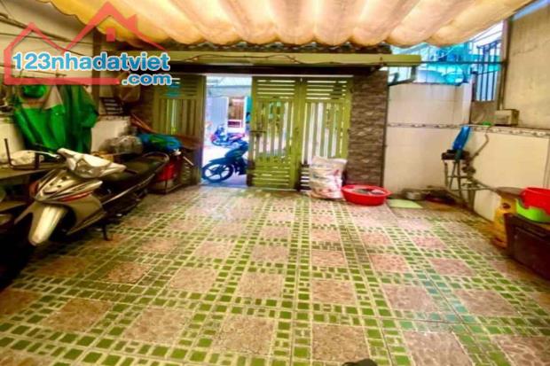 Bán nhà Đường Số 18, Tân Phú, 4.5m x 20m, 90 m², gần chợ Tân Hương - Giá 6.45 tỷ TL - 3