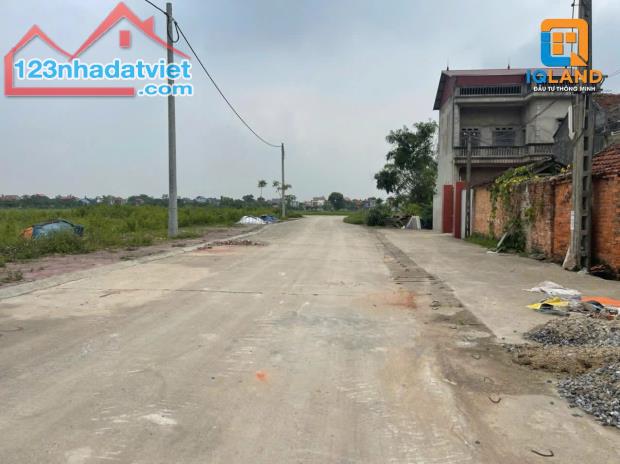 BÁN ĐẤT BẮC THƯỢNG QUANG TIẾN SÓC SƠN ĐƯỜNG BÌA LÀNG RỘNG 10m - 1