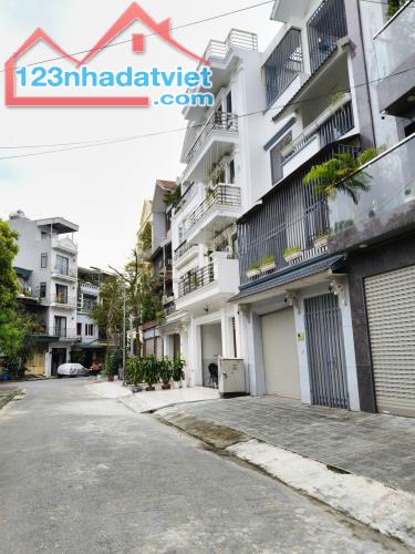 Bán nhà Thượng Thanh dt 48m2 x 2 tầng giá 4 tỷ 300.