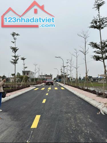 MỞ BÁN CHÍNH THỨC QUỸ ĐẤT THỔ CƯ VEN BIỂN TẠI QUẤT LÂM, NAM ĐỊNH. GIÁ CHỈ HƠN 1 TỶ - 4